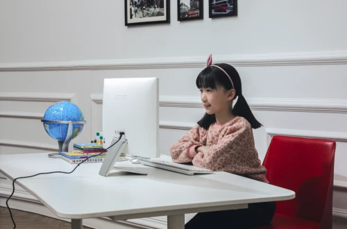 猎鹰V4一体机让网课变成一种享受开元棋牌靓屏护眼声效清晰 华硕(图4)